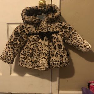 Fluffy Jacket 👧🏽🐆